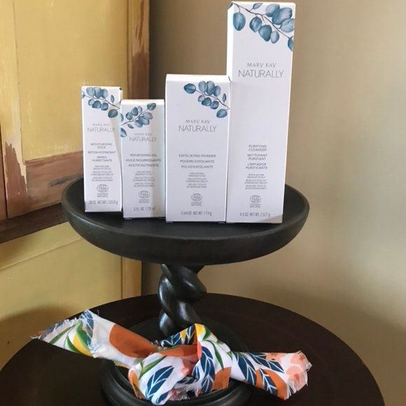 Mary Kay Other - 💋NIB Mary Kay Naturally Skin Care Line💄